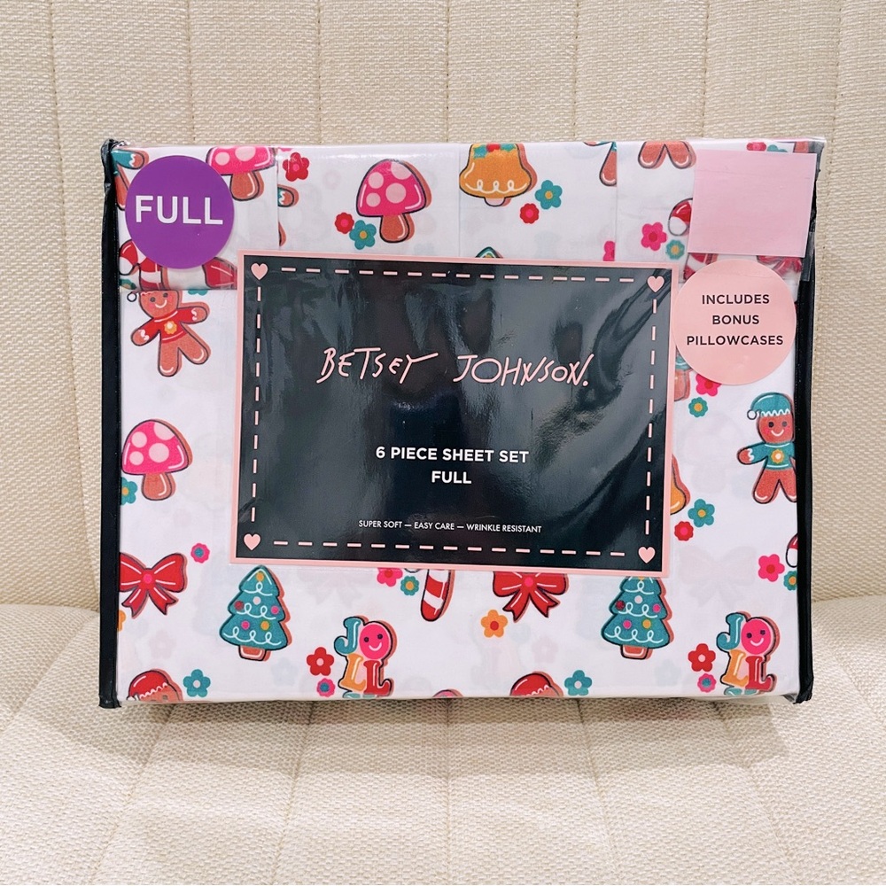 Betsey Johnson Full 6 Piece Sheet Set Gingerbread Mushroom Holiday Christmas NEW